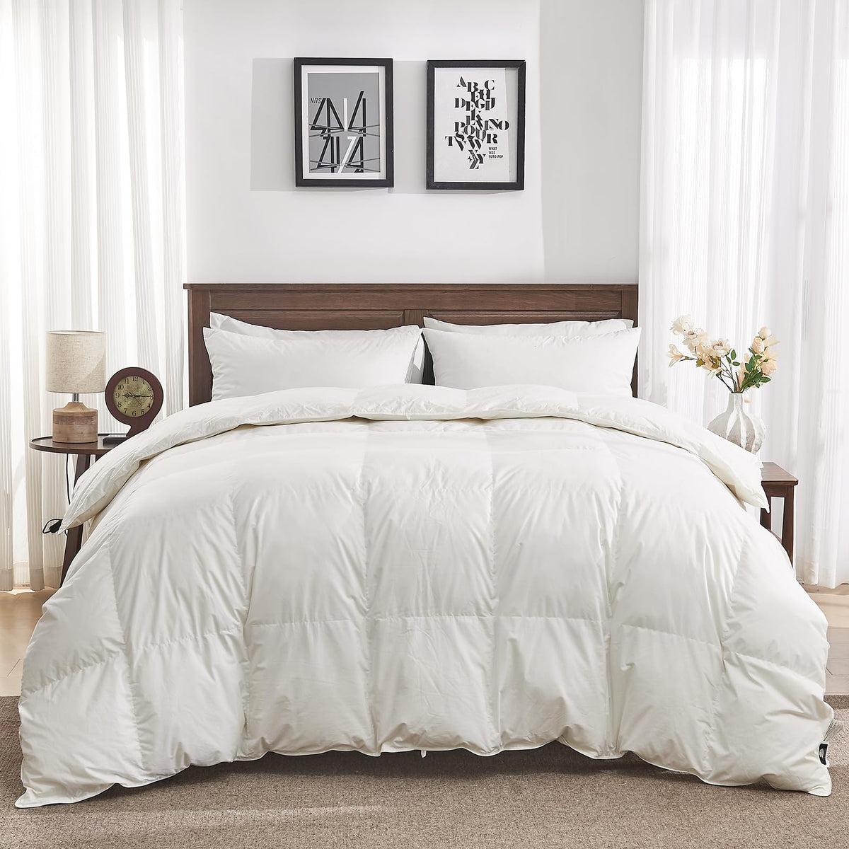 Oaken-Cat Goose Feather Down Fiber Comforter loft provides luxurious warmth and breathable comfort.