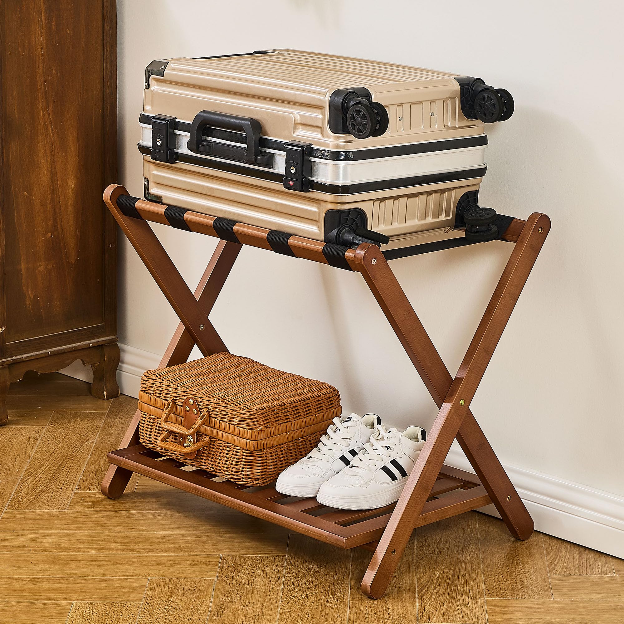 Oakvivo guest-room luggage stand suitable for hotel use.