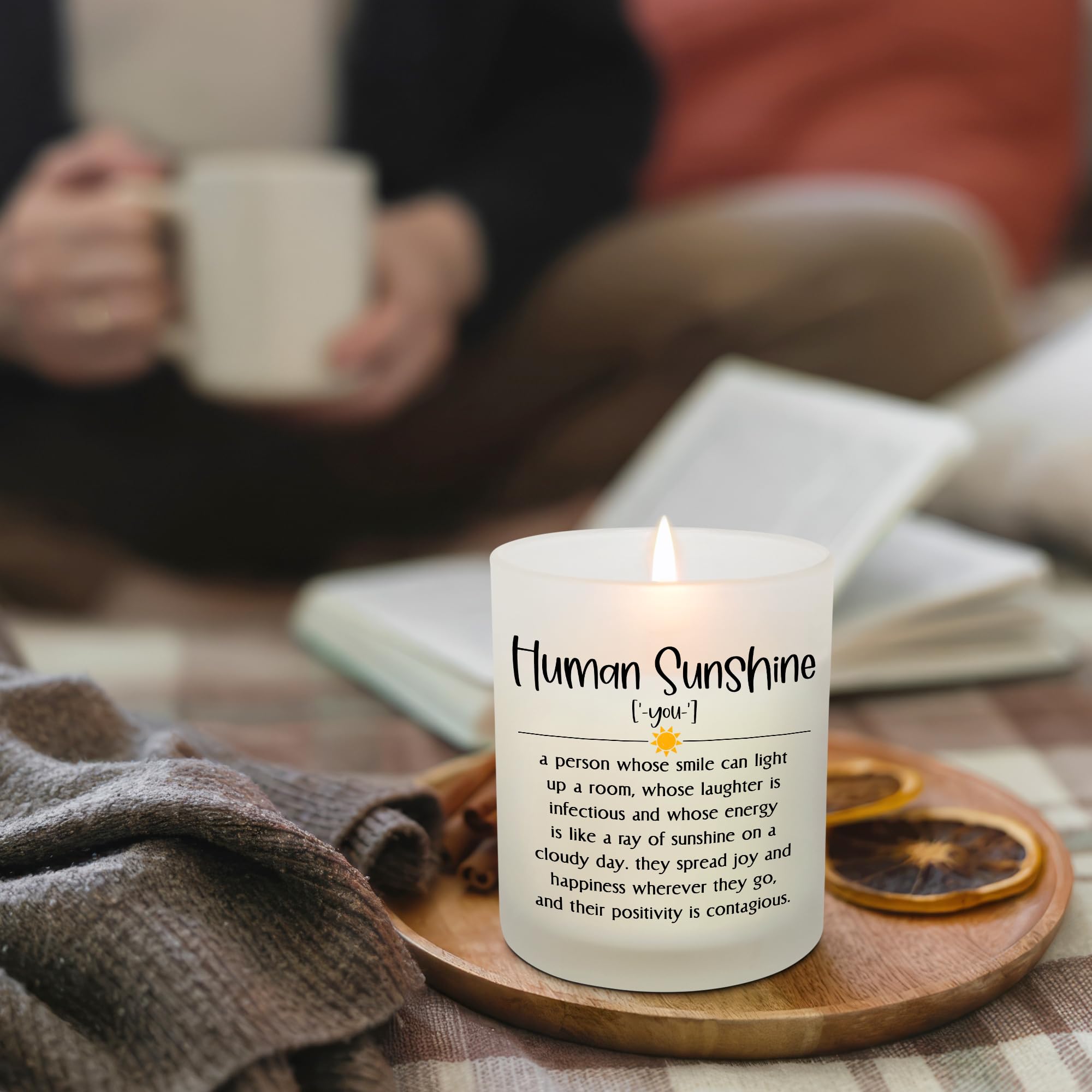 OASSIE compact 10 oz jar with calming vanilla lavender aroma