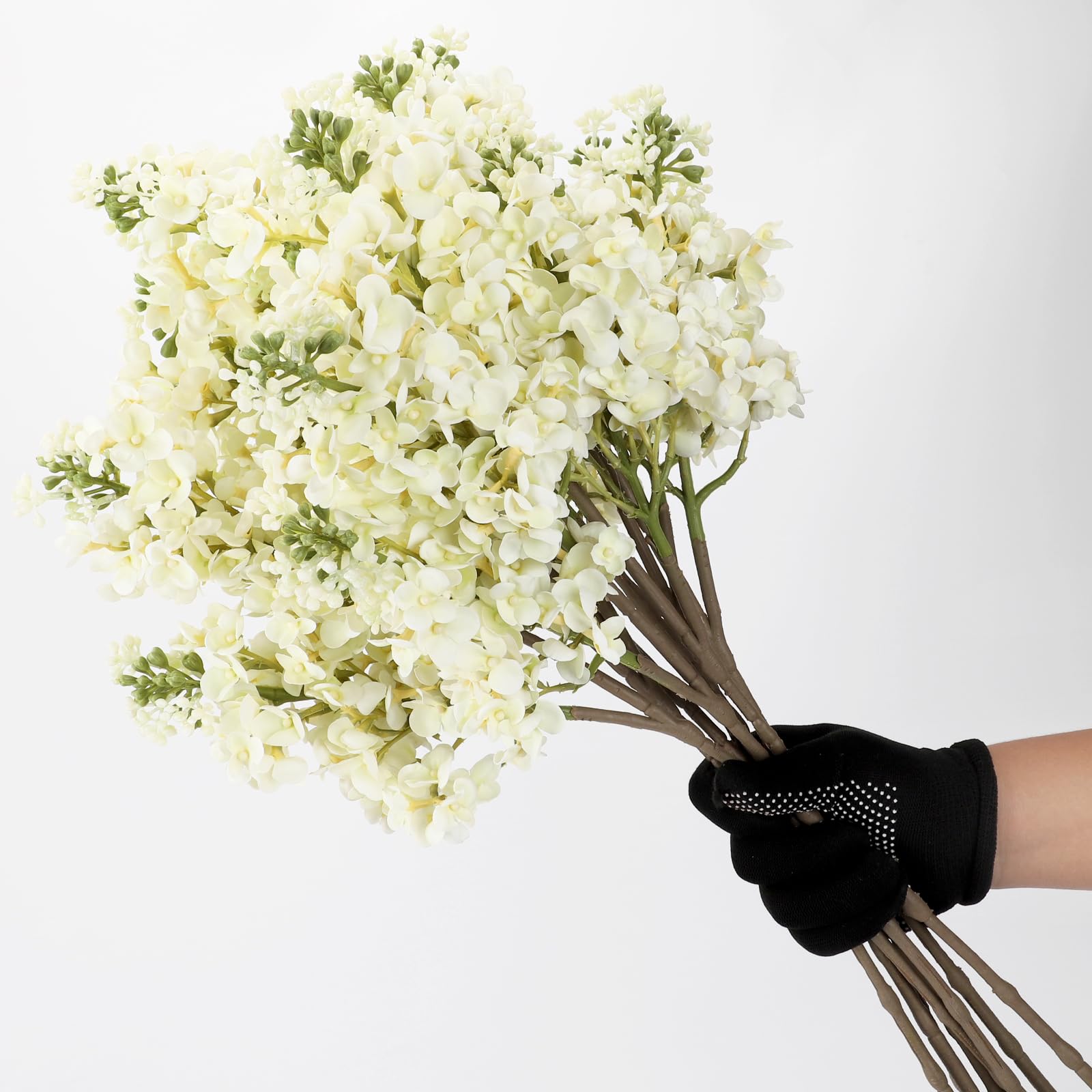 Versatile lilac stems for garlands, tables, or standalone decor from OBDXZHC.