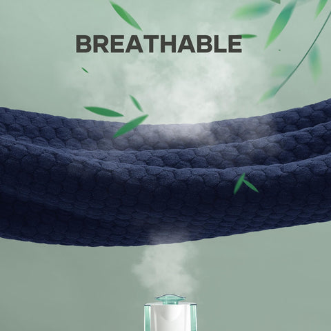 OhGeni elasticity around edges ensures a snug, quiet mattress cover.