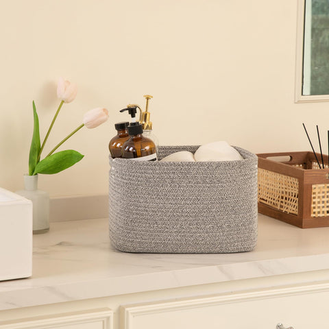 OIAHOMY space-saving baskets collapse for easy stowage when not in use.
