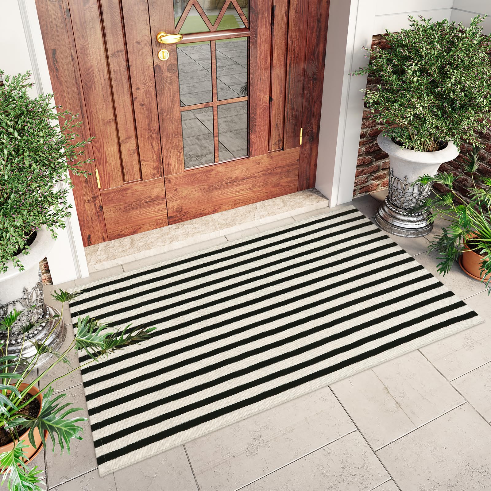 OJIA durable soft weave resists wear while staying comfortable underfoot.