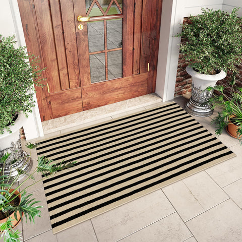 OJIA versatile-use rug for inside and outside rooms, from entry to living areas.