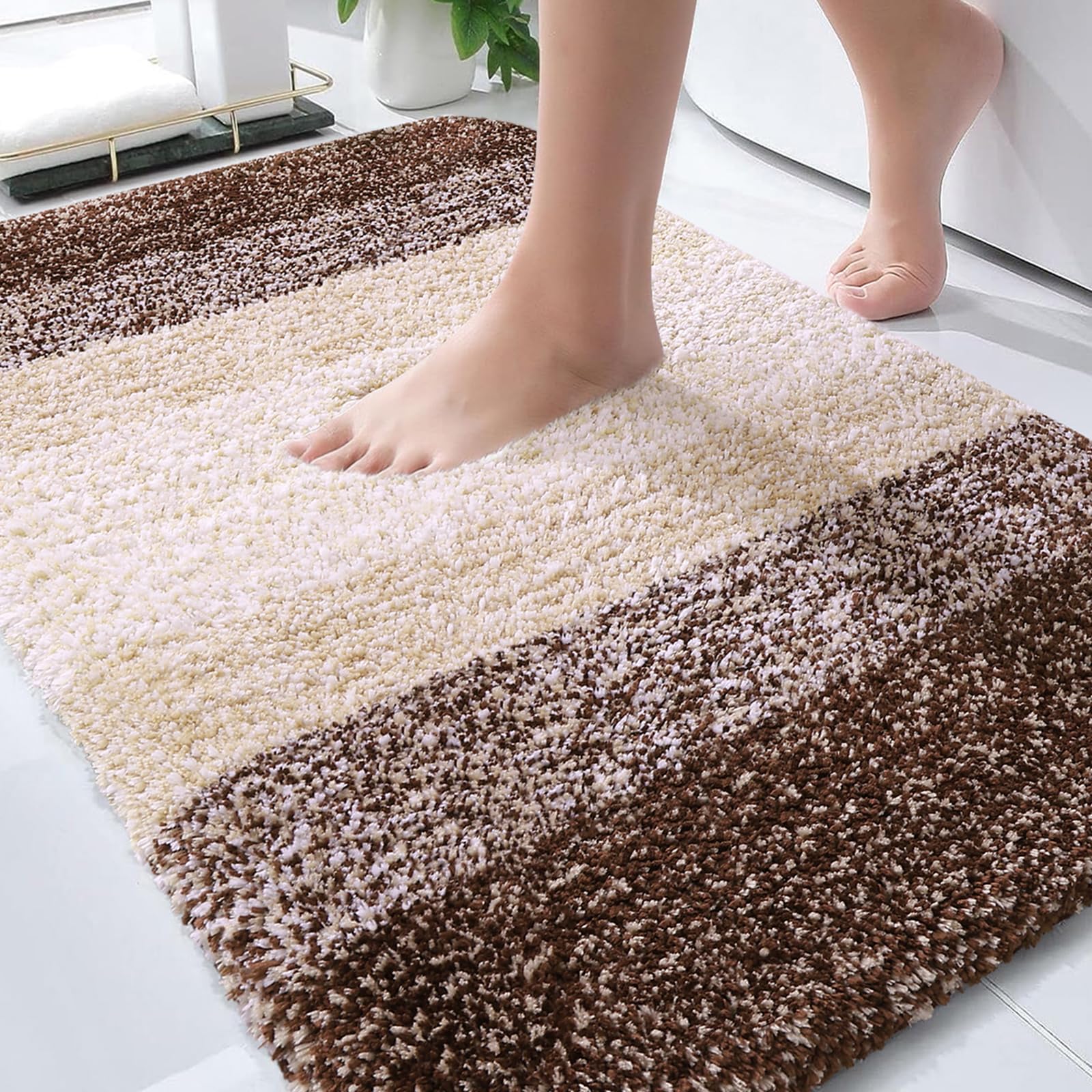 OLANLY bath mat 36x24 front view shows plush pile for warm, comfortable feet.
