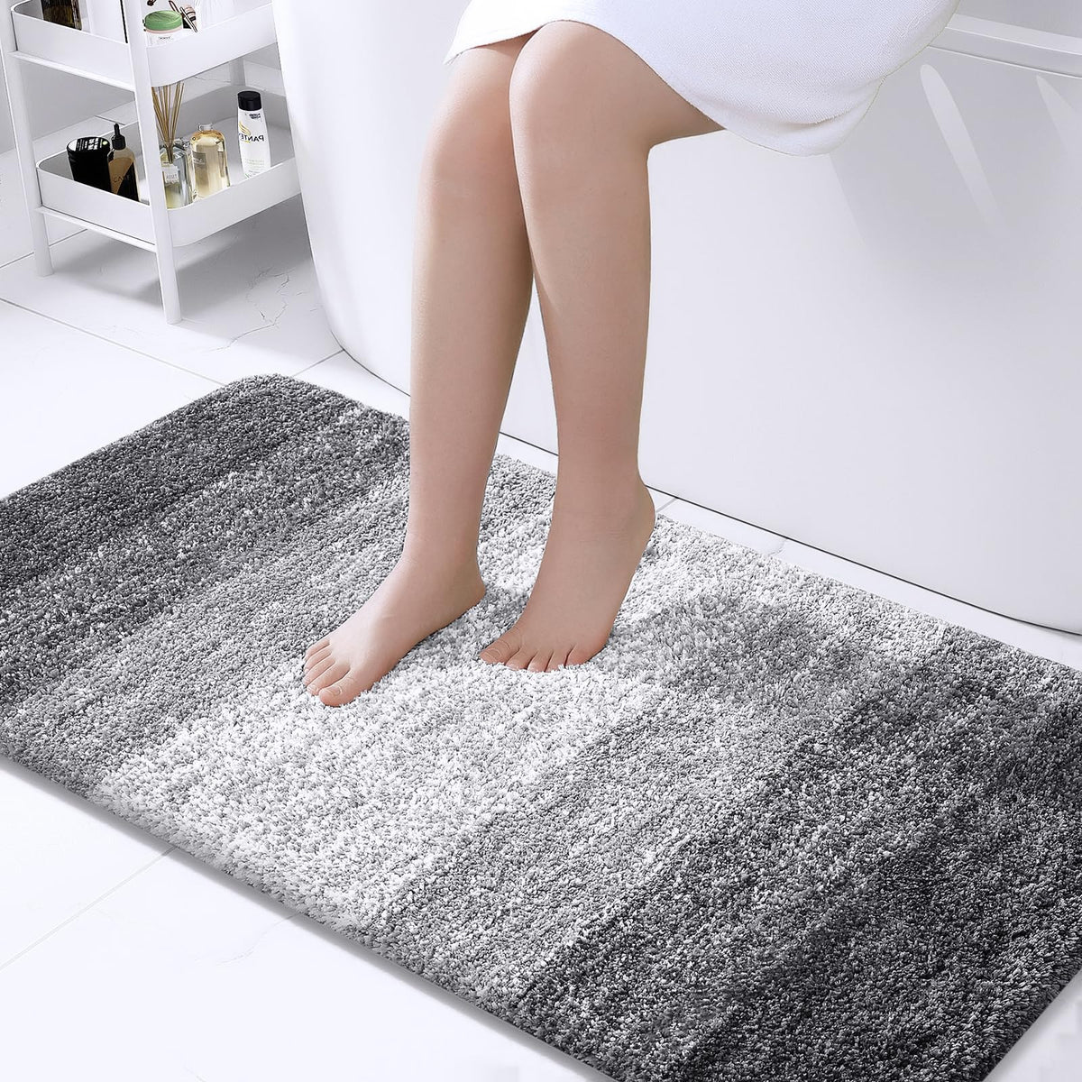 OLANLY bath rug 40x24 gray gradient stripe adds modern style and warmth.