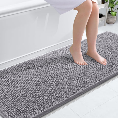 OLANLY soft-chenille-bath-rug shows plush texture for cozy feet.