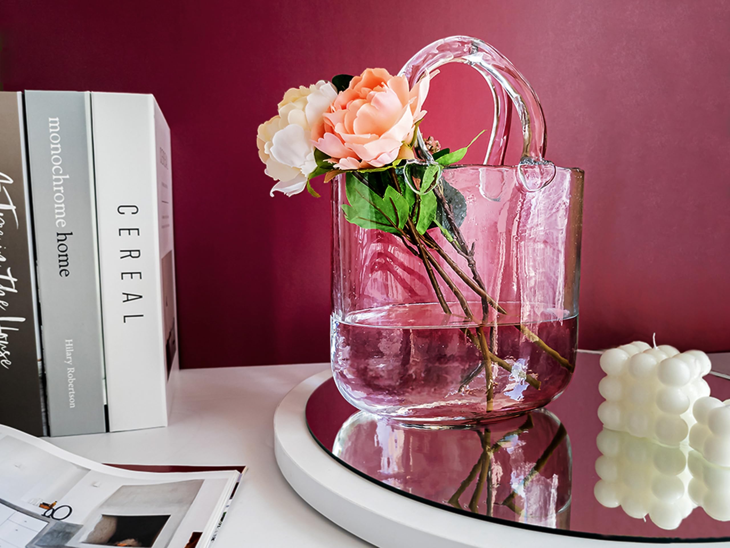 OLEEK purse vase empty forms a sculptural glass bag