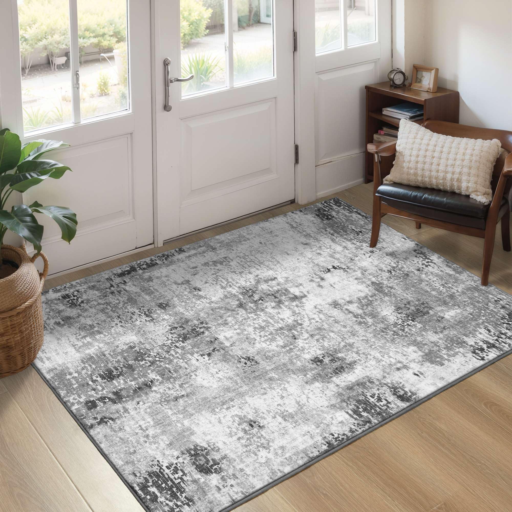 Ompaa Entryway Rug 3x5 Gray front view with abstract Boho design.