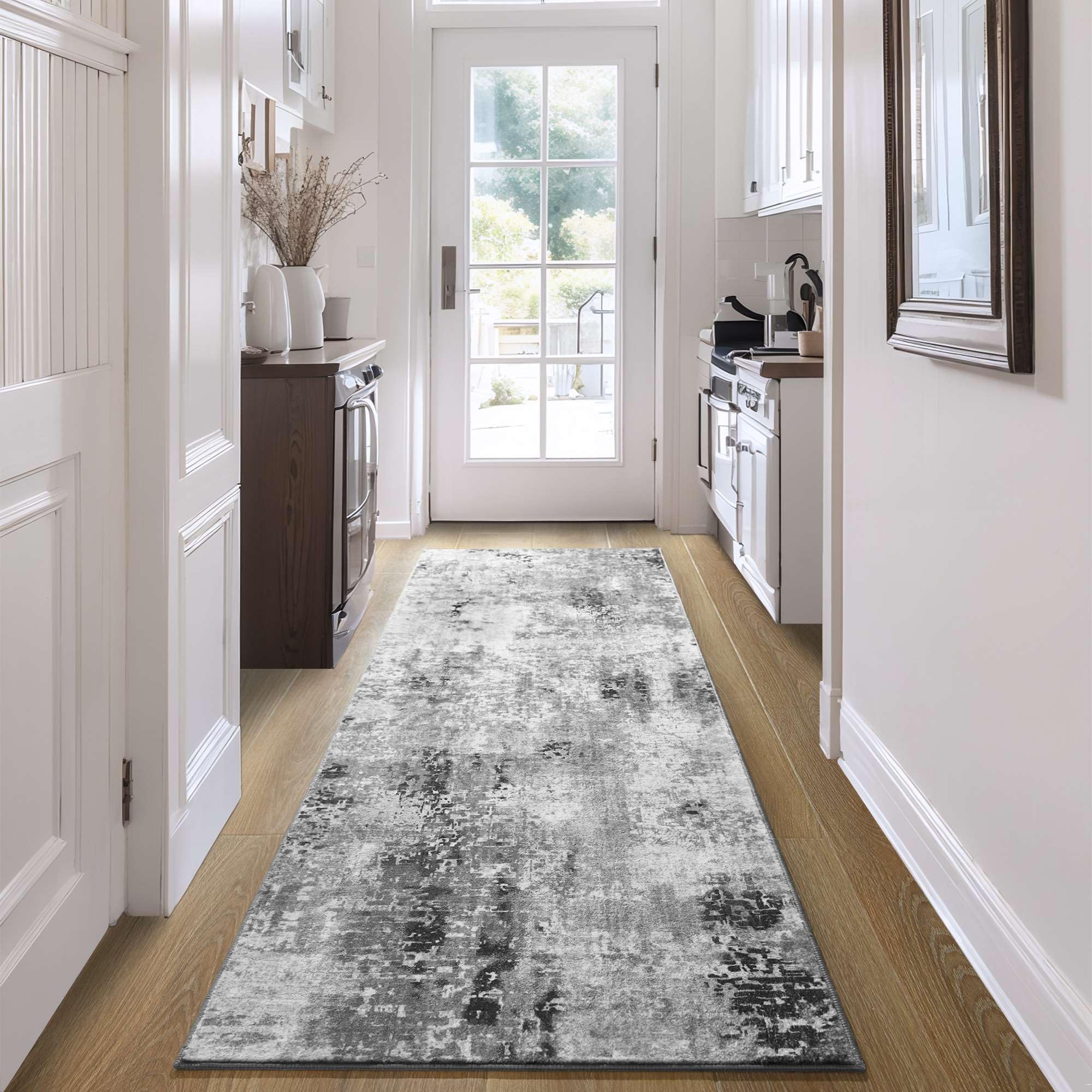Ompaa Runner Rug abstract pattern close-up for a modern hallway look