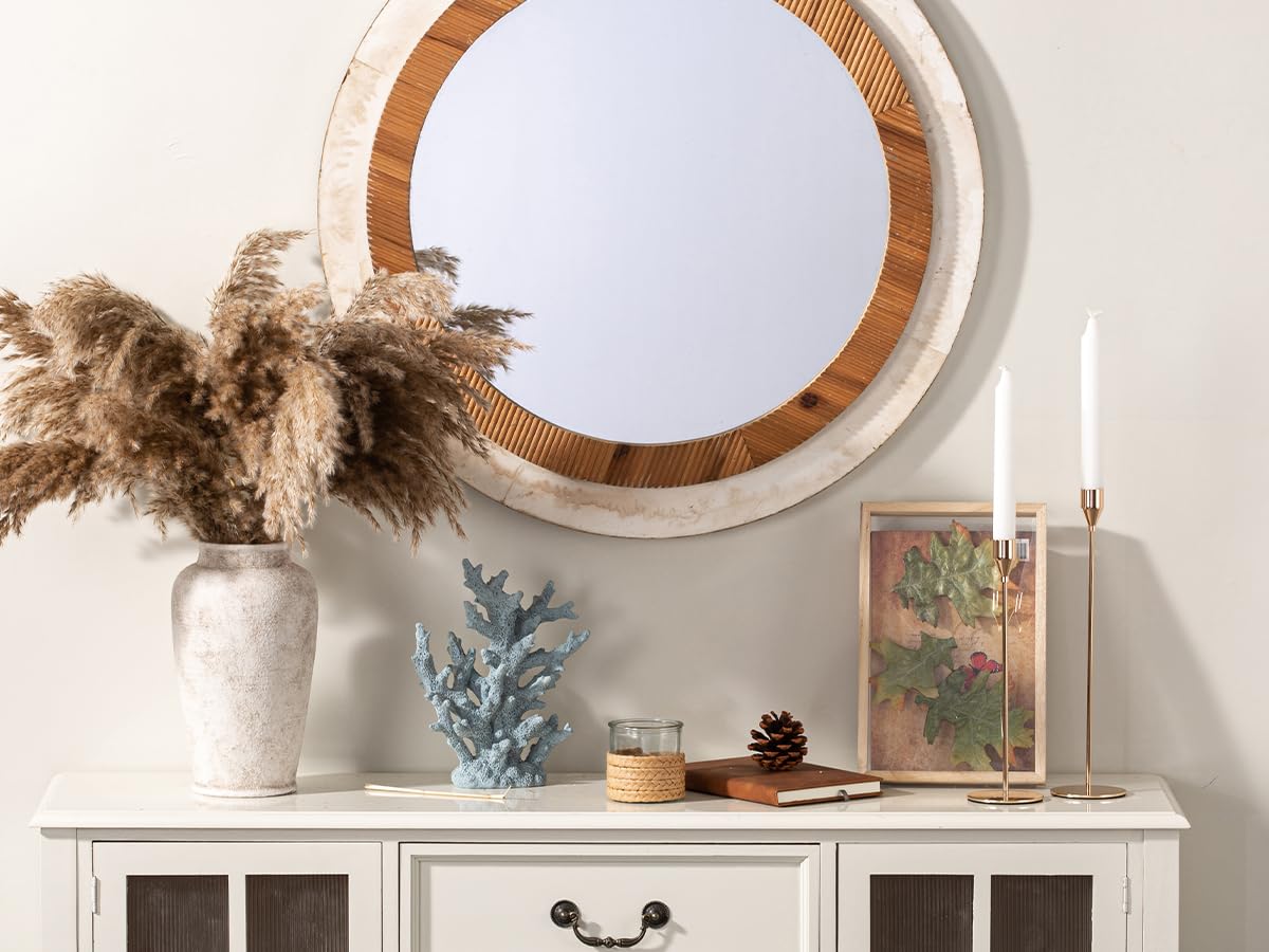 OOIT bedroom vase complements calm palettes with clean lines