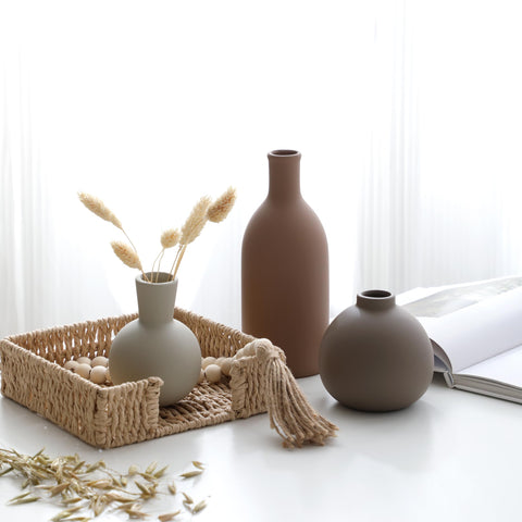OOIT ceramic vase set of 3 boho rustic décor inspiration for tabletops.