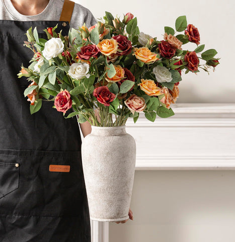 OOIT farmhouse decor vase highlighting craft details and durable ceramic body