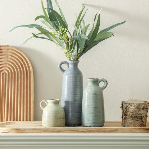 OOIT gift-ready pottery vases suited for housewarming or weddings.