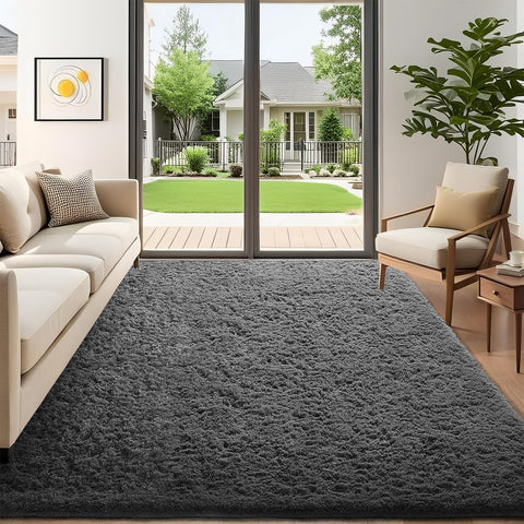 Ophanie 5x7 grey shag rug close-up shows plush softness for living rooms