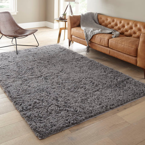 Ophanie dorm-room rug delivers soft comfort on a student budget.