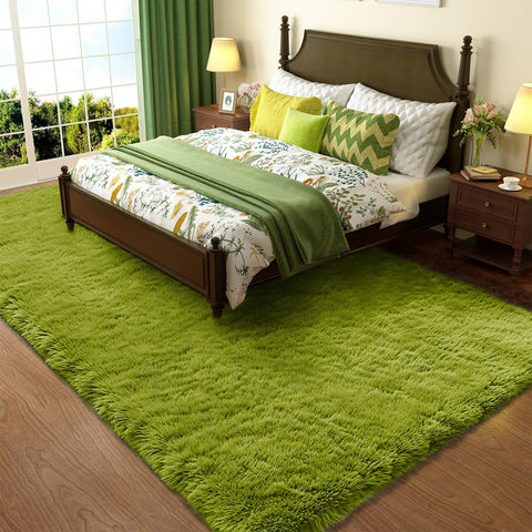 Ophanie Green Rug grass 4x6 overview – plush softness and cozy space appeal