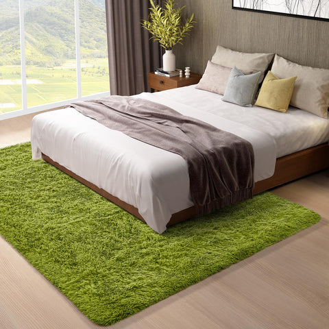 Ophanie Dorm Rug balances comfort and budget for student rooms.
