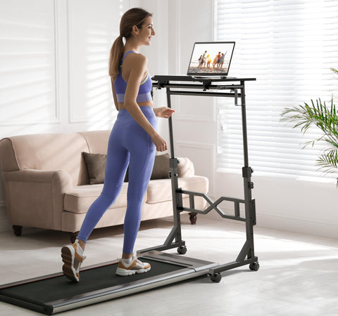 Oransail desk with lockable rollers ensures stable use.