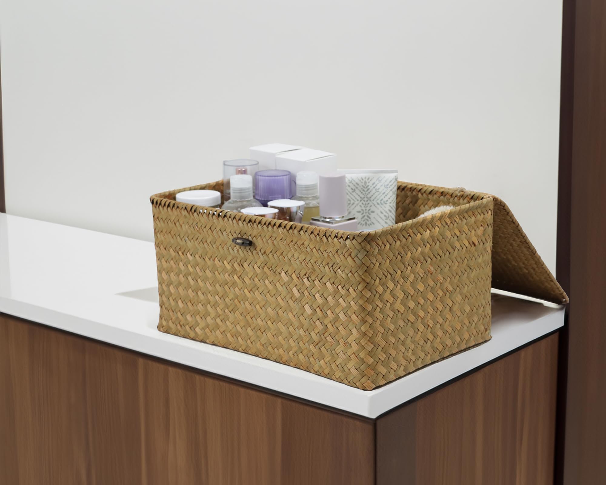 Ordelite stackable seagrass baskets save space when not in use.