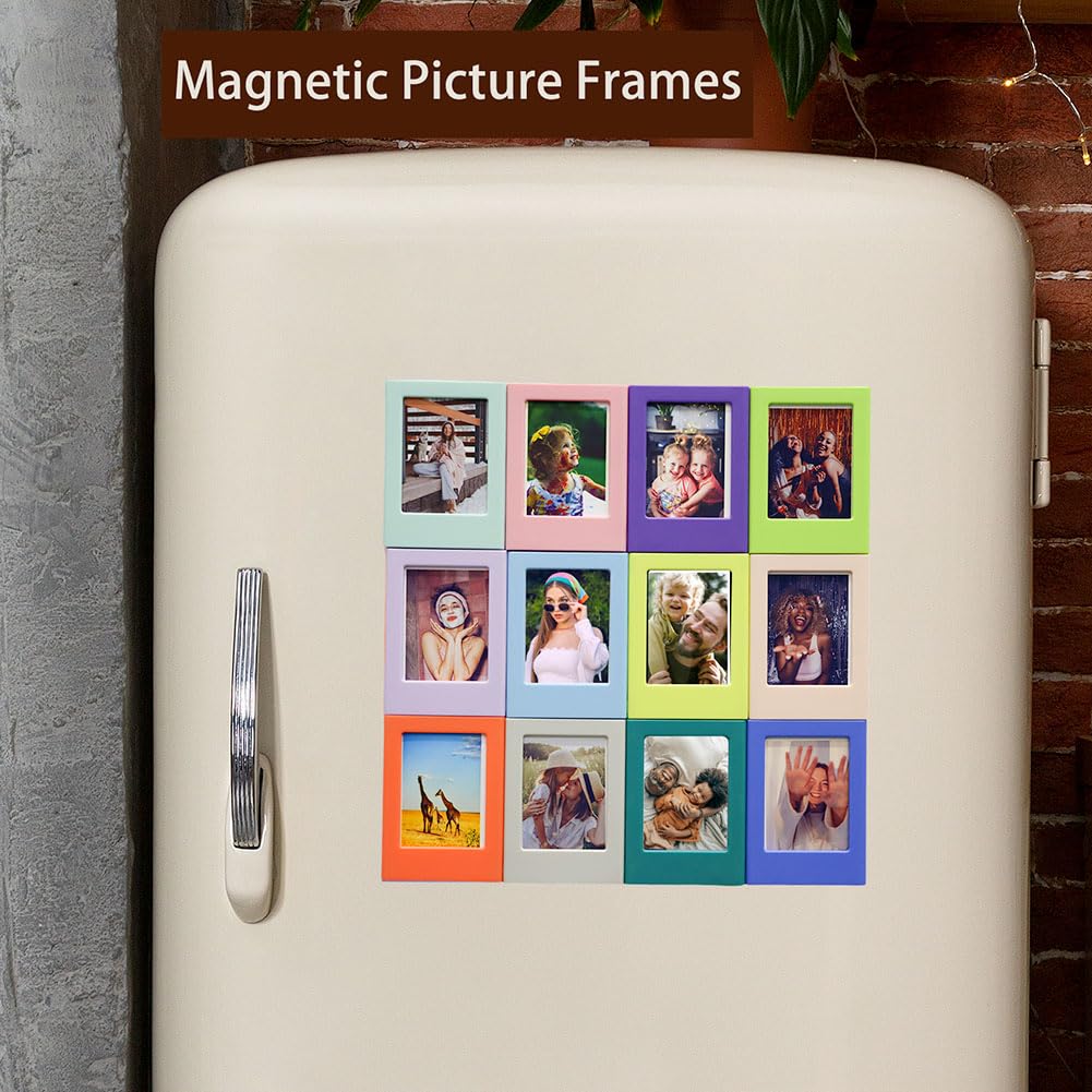 Orga'Neat magnetic photo frame close-up shows vibrant color and secure grip.