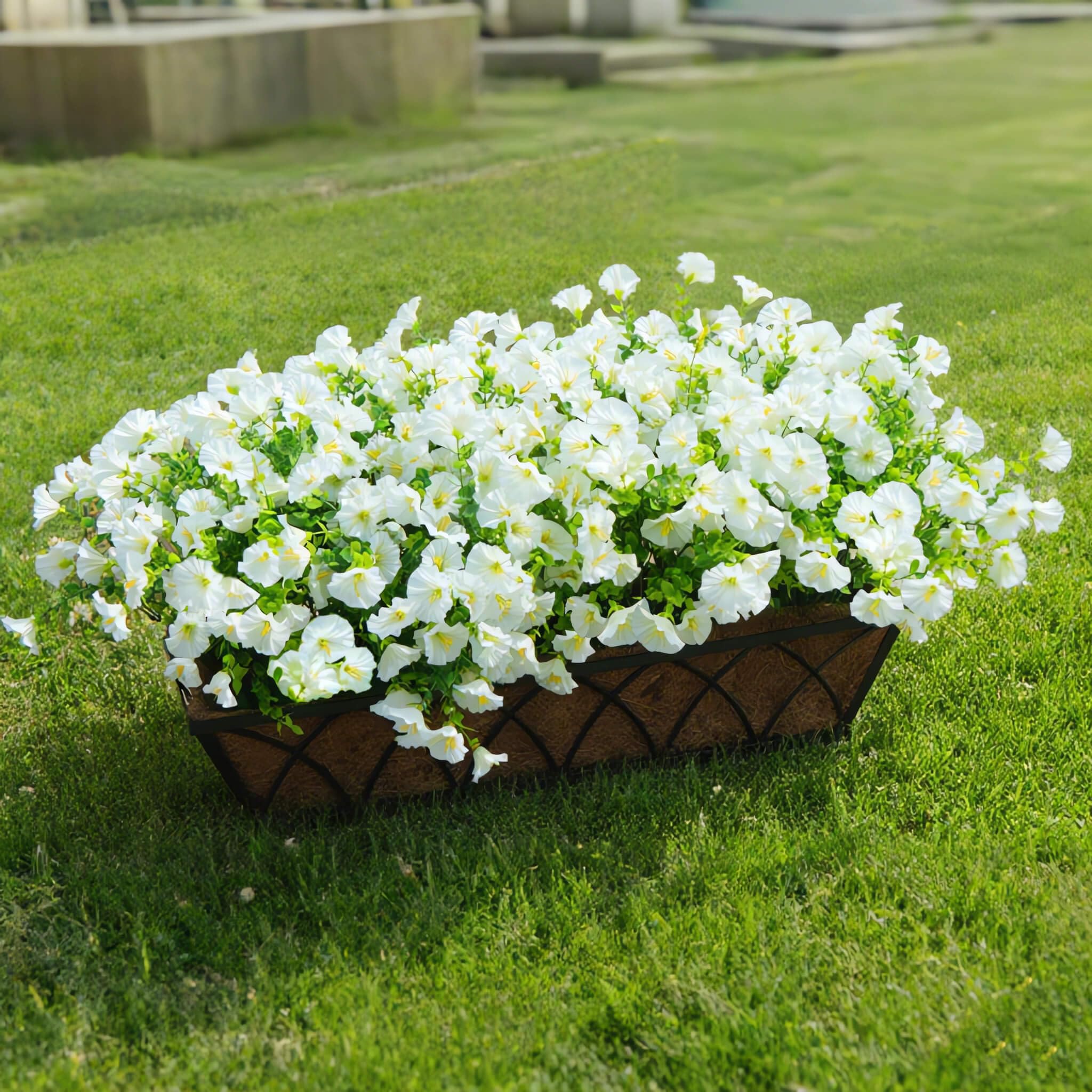 Orphidel full-planter display uses 21 silk blooms per bundle.