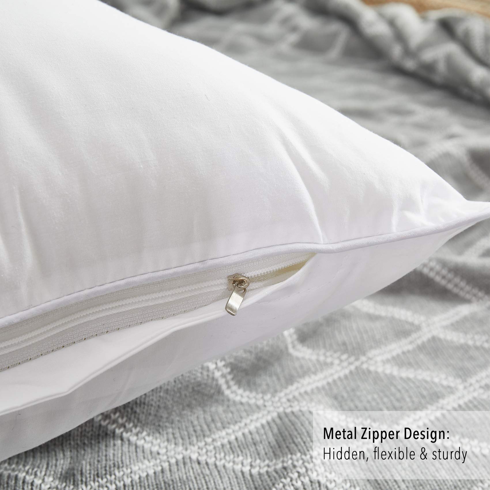Oubonun square 16-inch insert close-up highlights breathable cotton exterior.