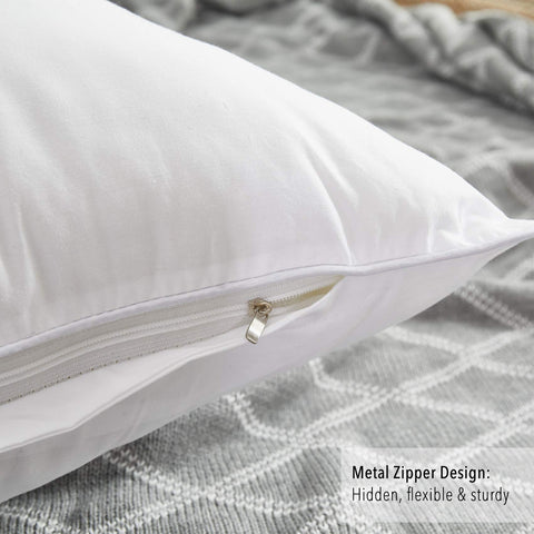 Oubonun hidden zipper detail keeps pillow fill securely in place.