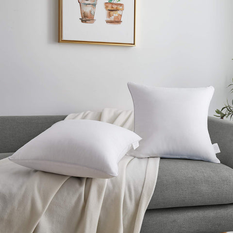 Oubonun decorative cushions on a couch showcase easy styling and versatile use.