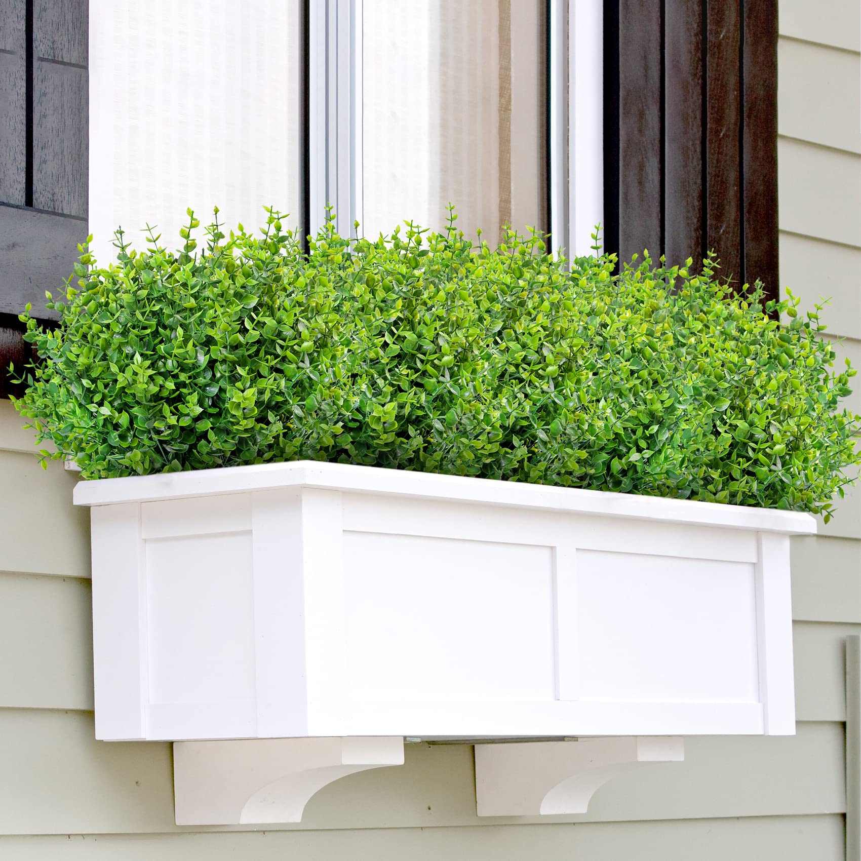 Ouddy Decor boxwood stems versatile for wreaths, baskets, and craft projects