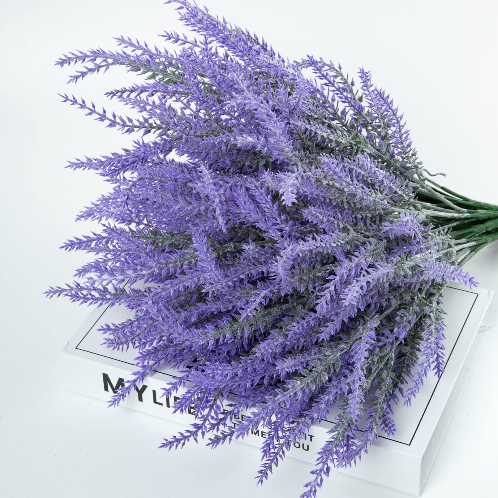 Ouddy Decor lavender bundles perfect for wedding bouquets and centerpieces.