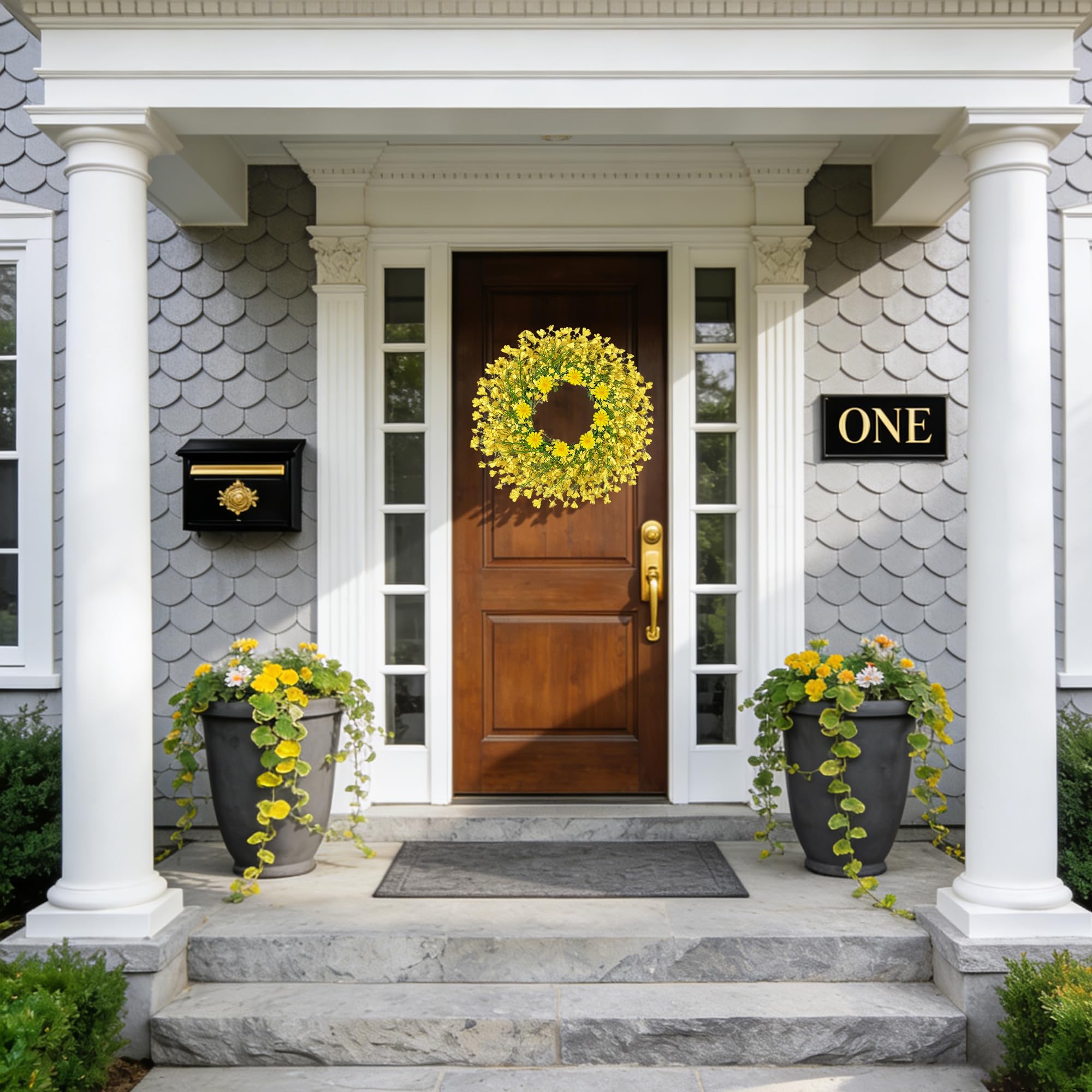 OZFHUA indoor/outdoor friendly wreath for year-round decoration.