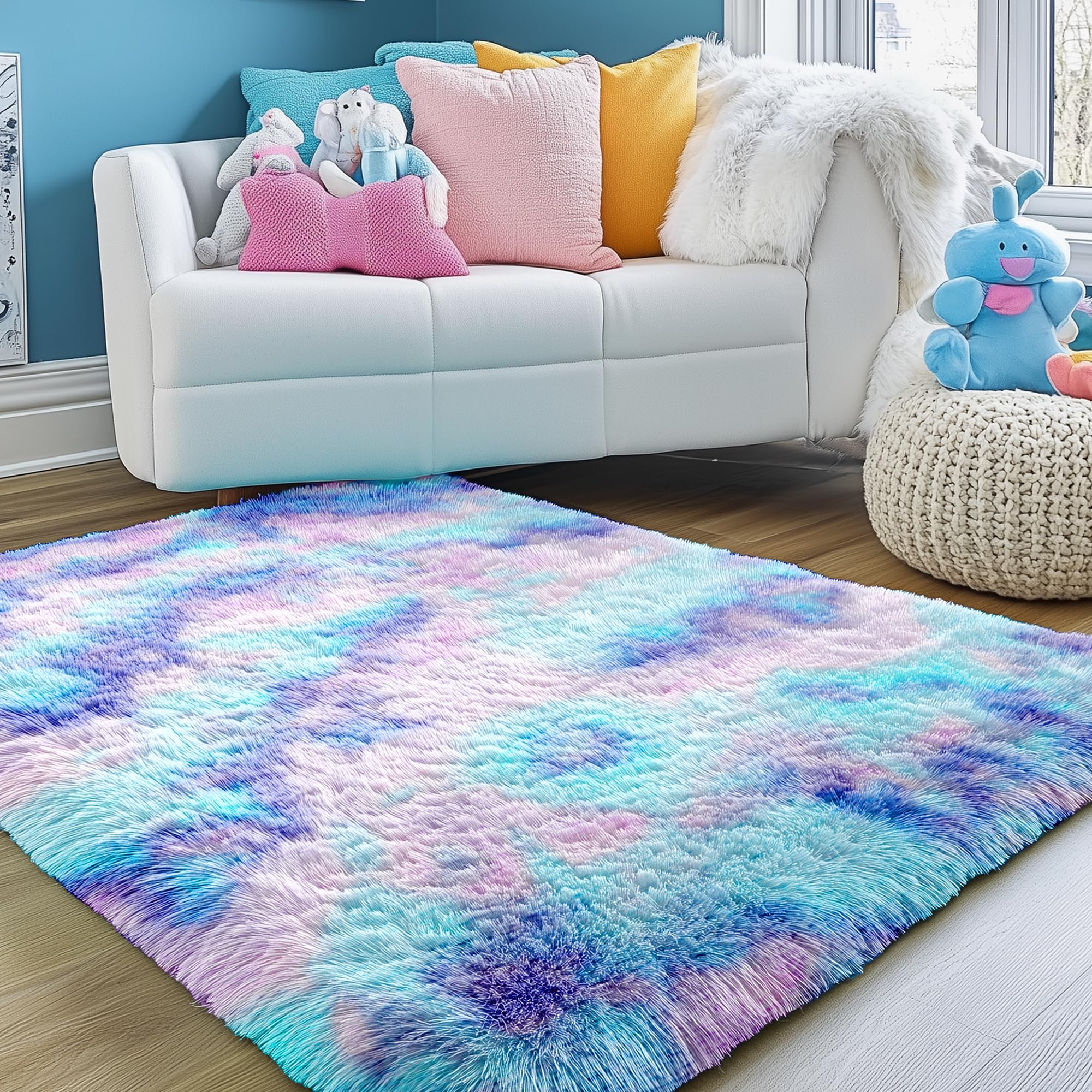 PAGISOFE cozy cloud rug showcases fluffy texture that kids and pets love.