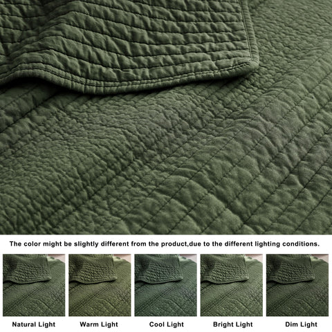 Palassio channel stitching detail helps keep filling in place