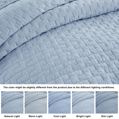 Palassio lightweight cotton fabric contributes to easy care and airy nights.