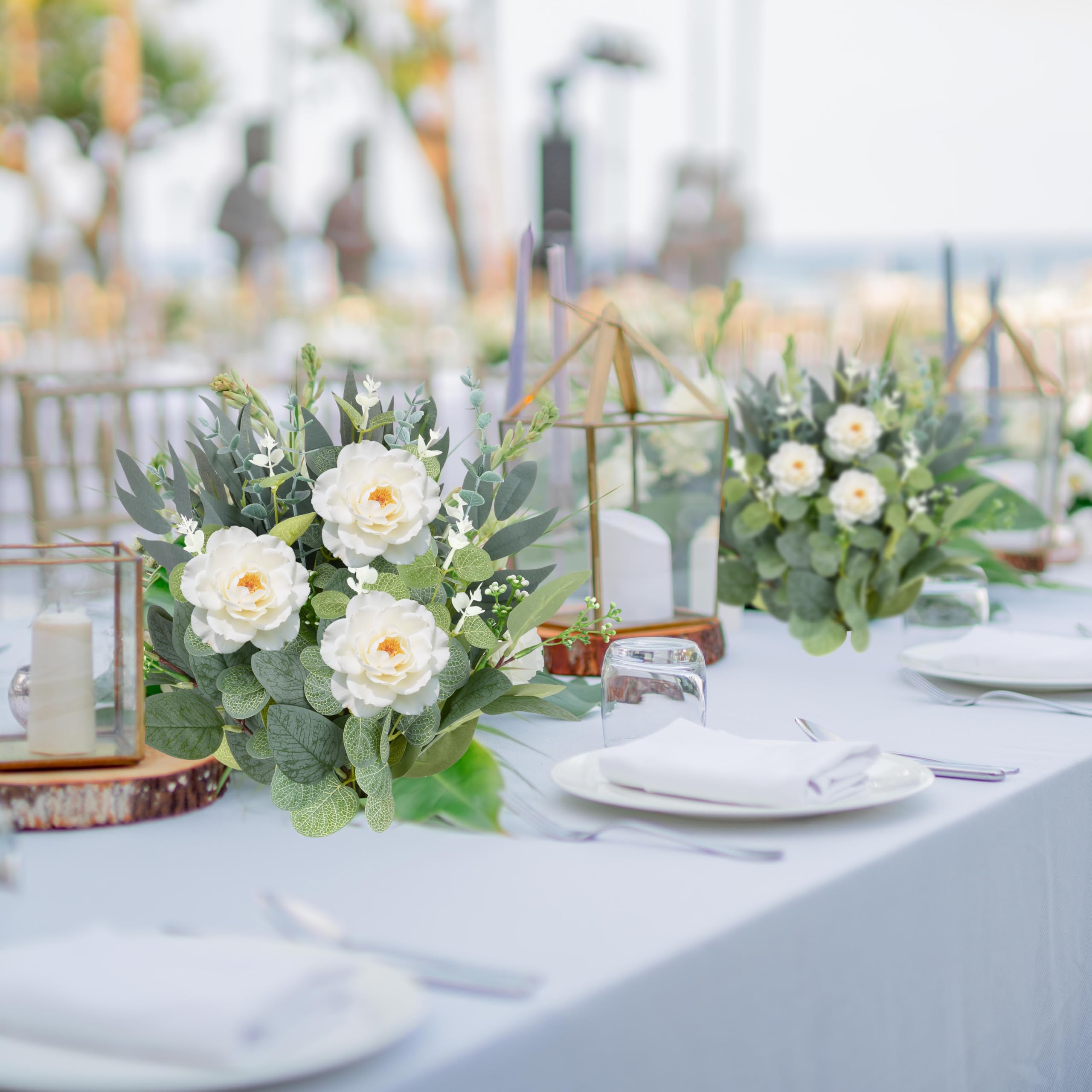 Palonu wedding centerpiece eucalyptus for elegant decor.
