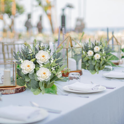 Palonu wedding centerpiece eucalyptus for elegant decor.