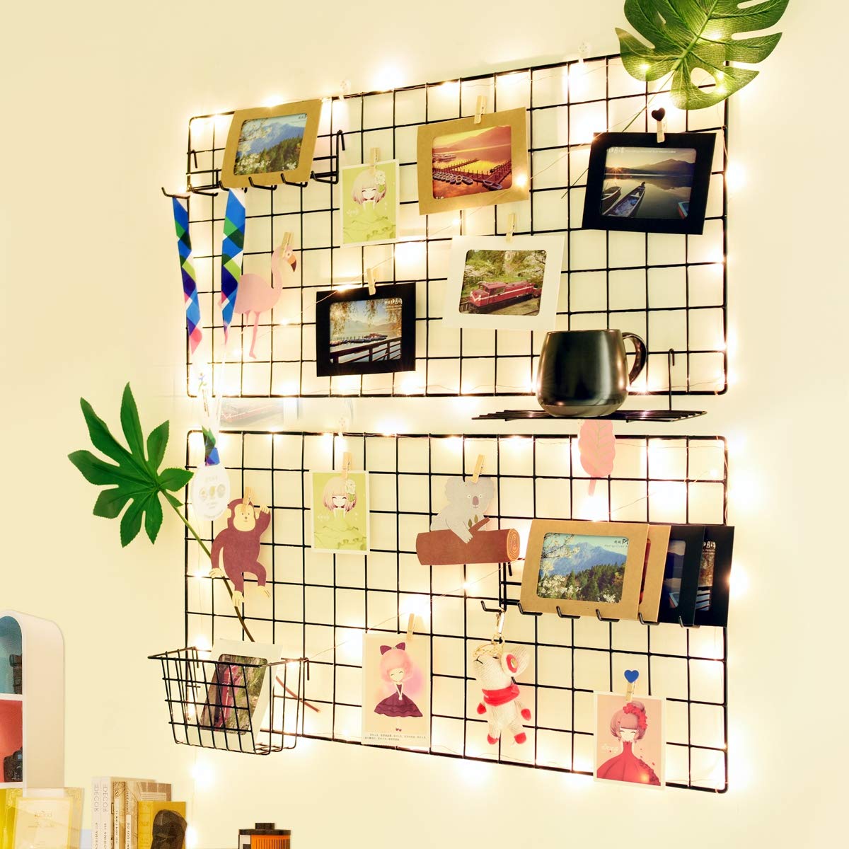 PAMANO grid panel serving as memo board in office