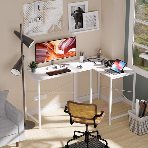 Pamray desk suitable for bedroom, study, or home office setup