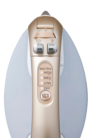 Double-pointed tip on Panasonic 360 Freestyle enables precise ironing.