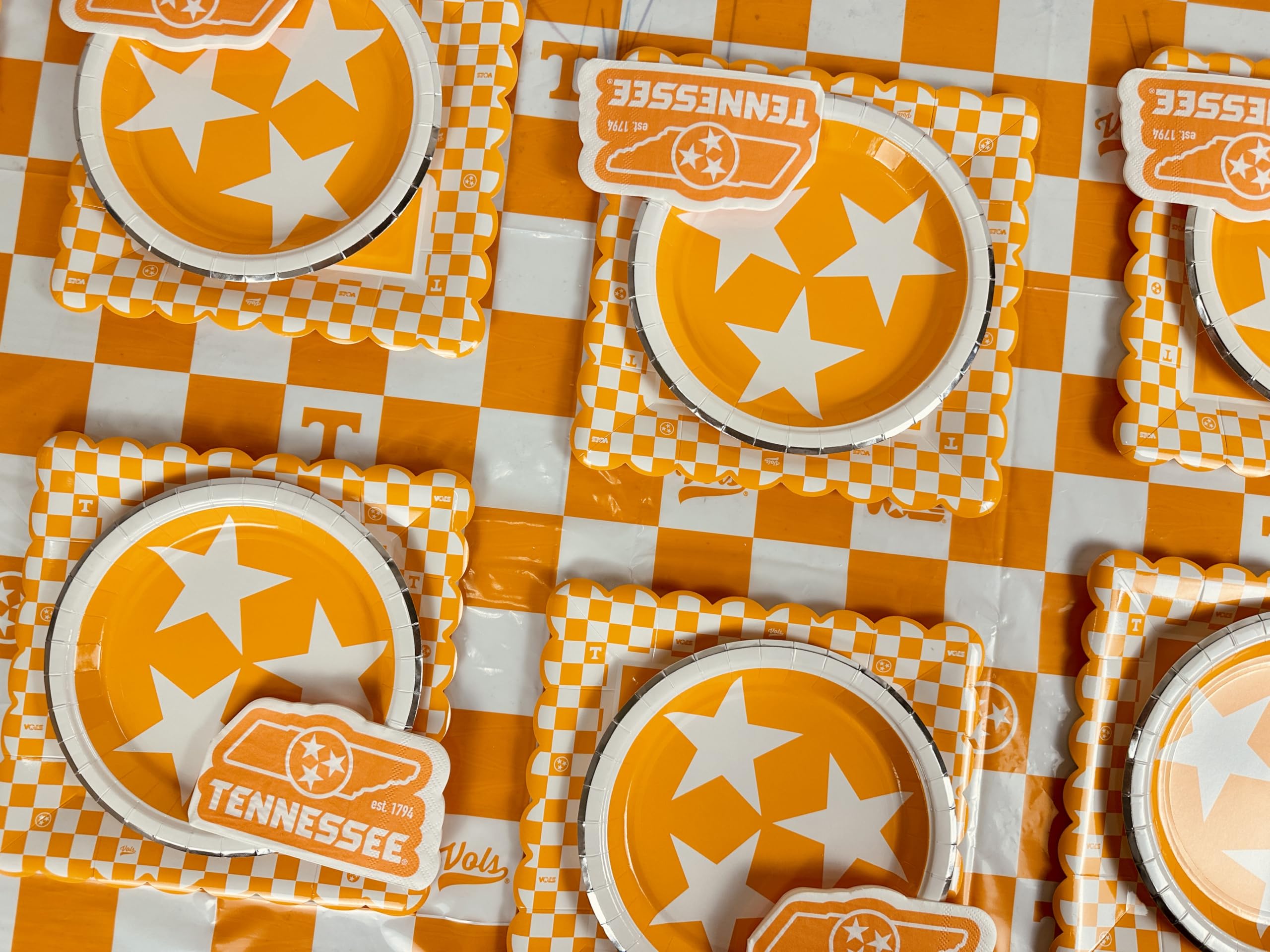 PartyKandy UT Vols square plates 8in elevate serving with bold orange and white accents