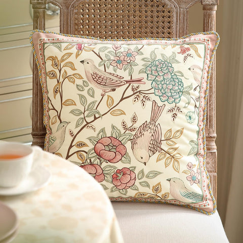 Patdrea Velvet Euro Sham includes hidden zipper for easy removal.