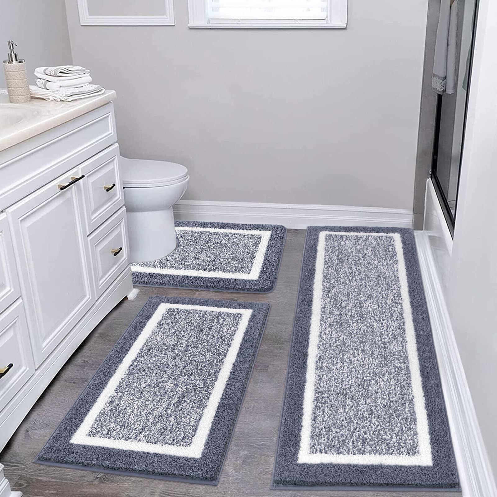 Pauwer 3-piece bathroom rug set offers cohesive style and foot comfort.