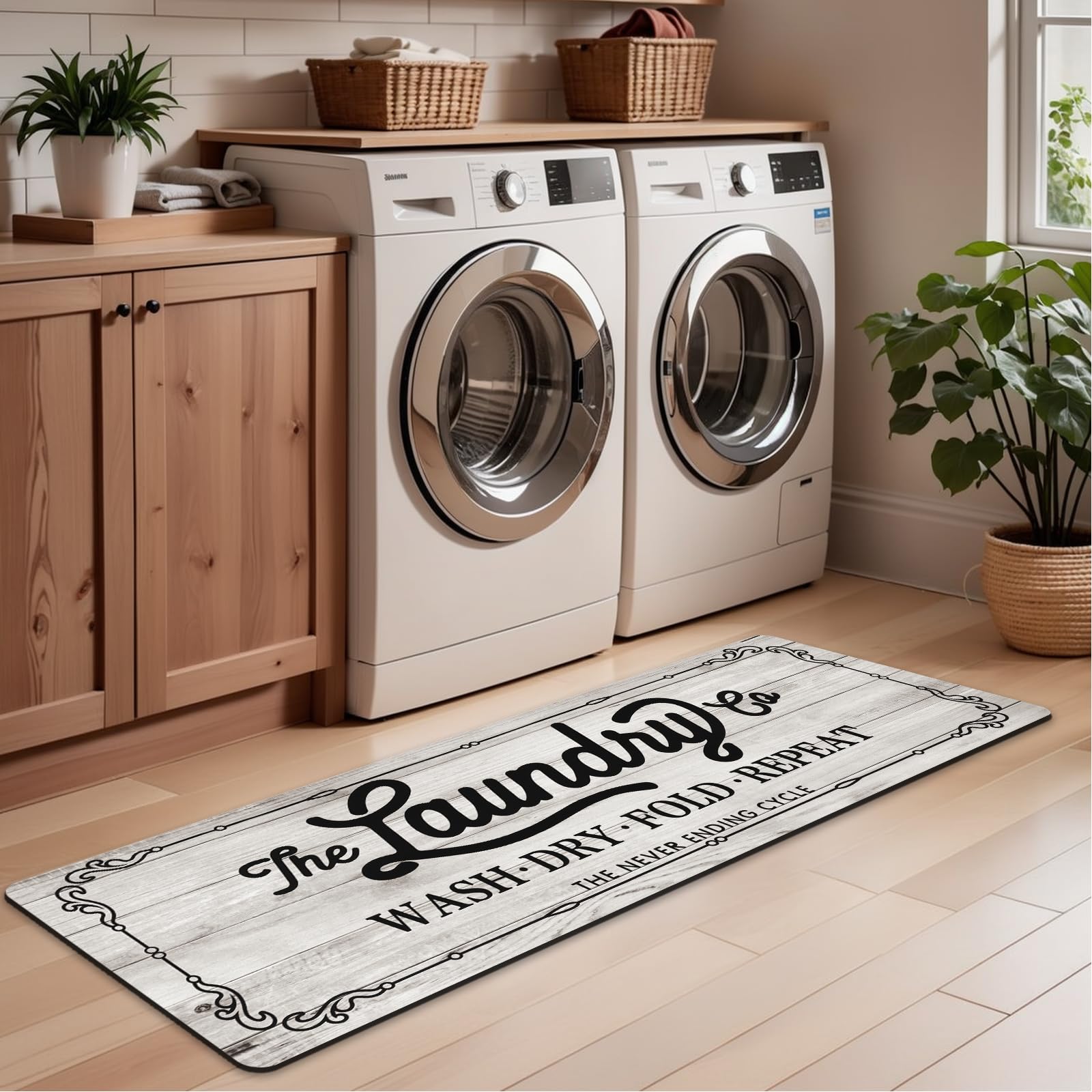 Pauwer front-of-washer-dryer rug coordinates with towels and decor.