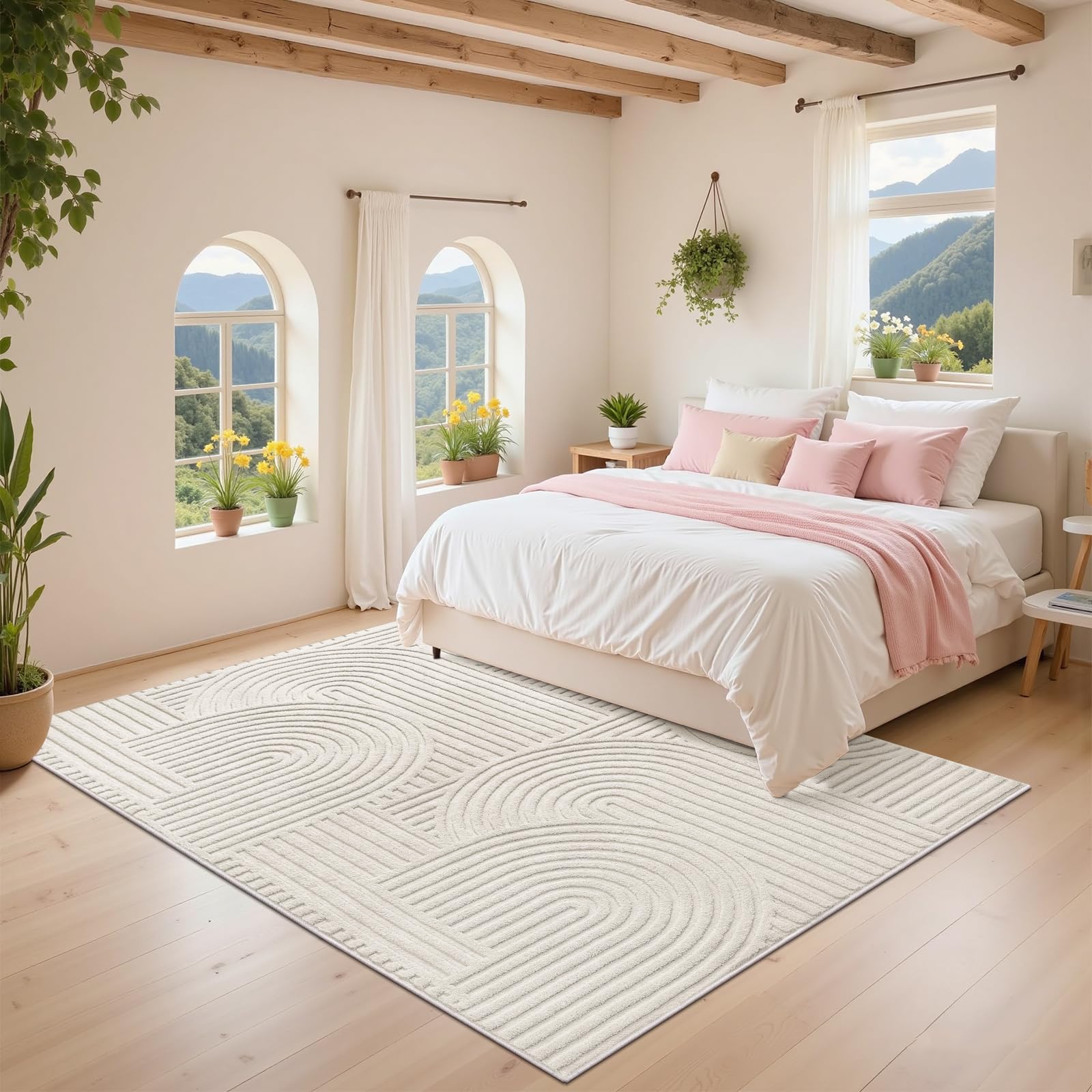 Pauwer machine-washable rug simplifies weekly cleaning routines.