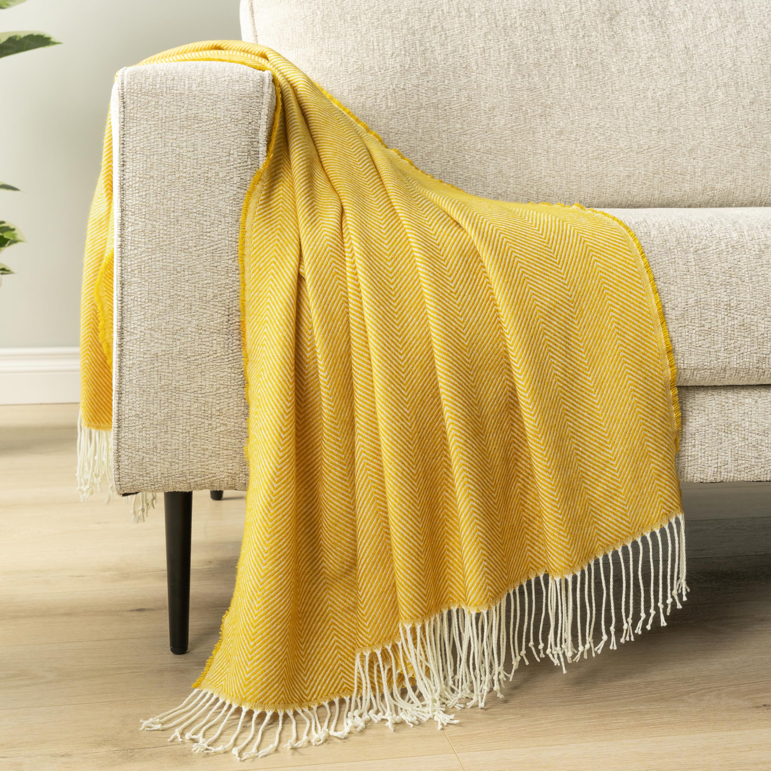 PAVILIA lightweight faux cashmere throw, soft and warm for all-season use
