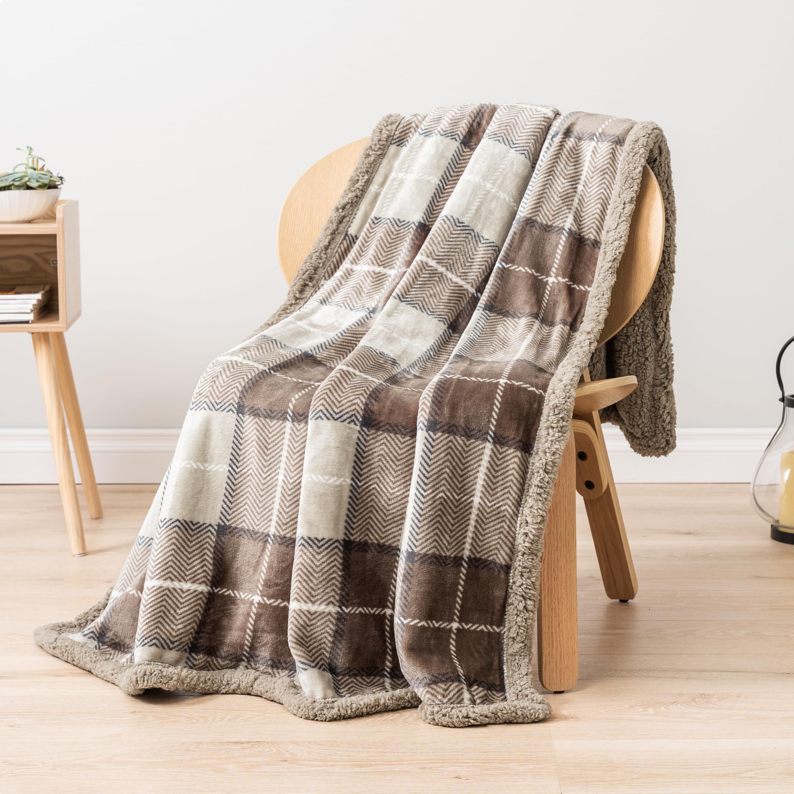 PAVILIA machine-washable sherpa blanket simplifies winter care.