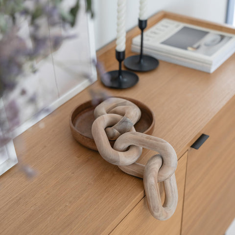 Peakoly acacia chain link decor versatile for mantle, desk or shelf