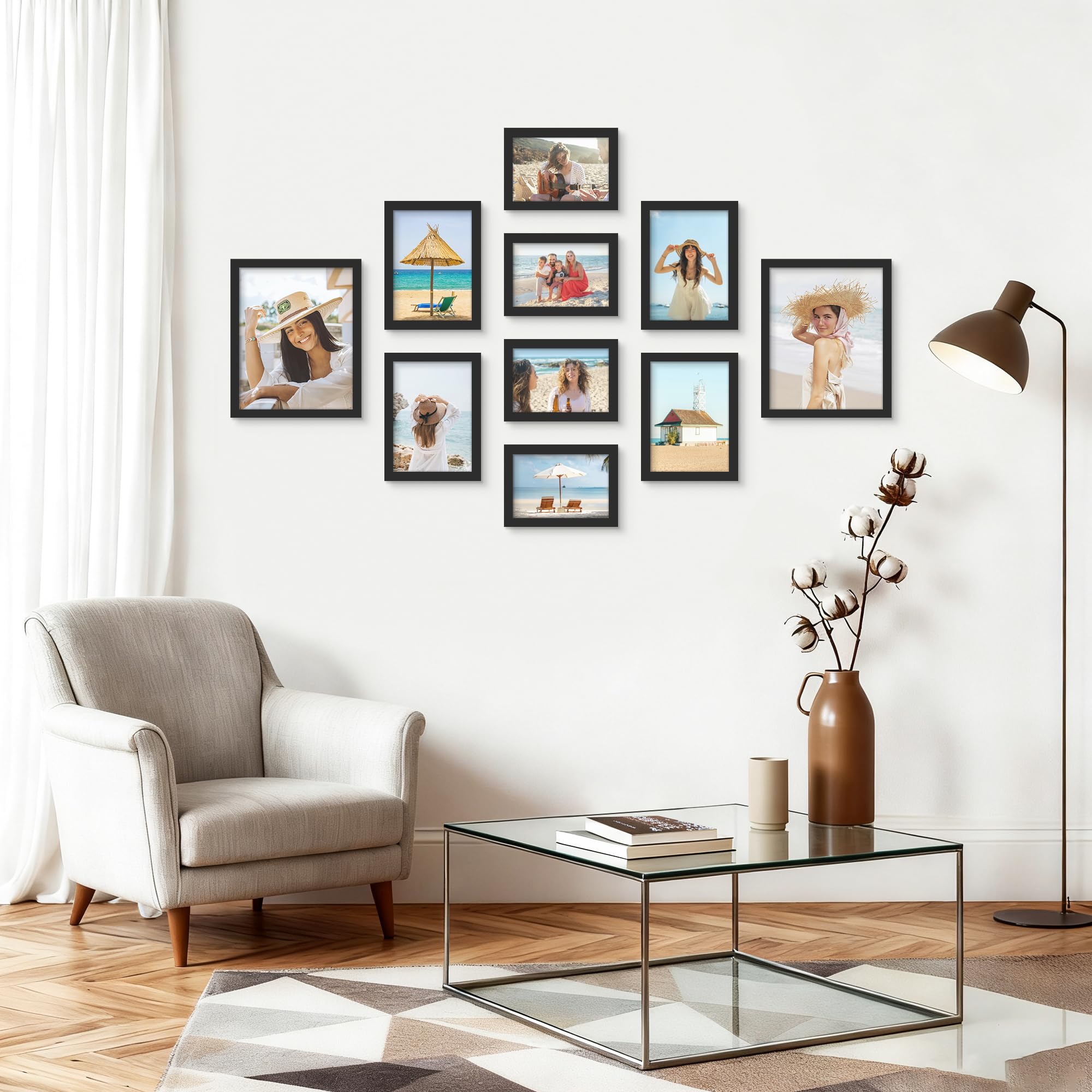 PEALSN easy photo swaps let you refresh memories quickly.