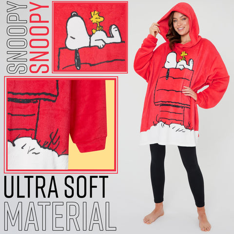 Peanuts Snoopy hoodie blanket gift idea for fans.